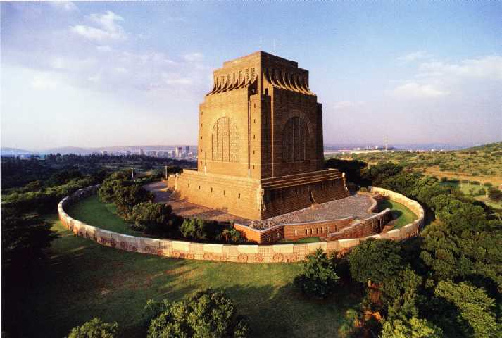 9 Feite oor die Voortrekkermonument!